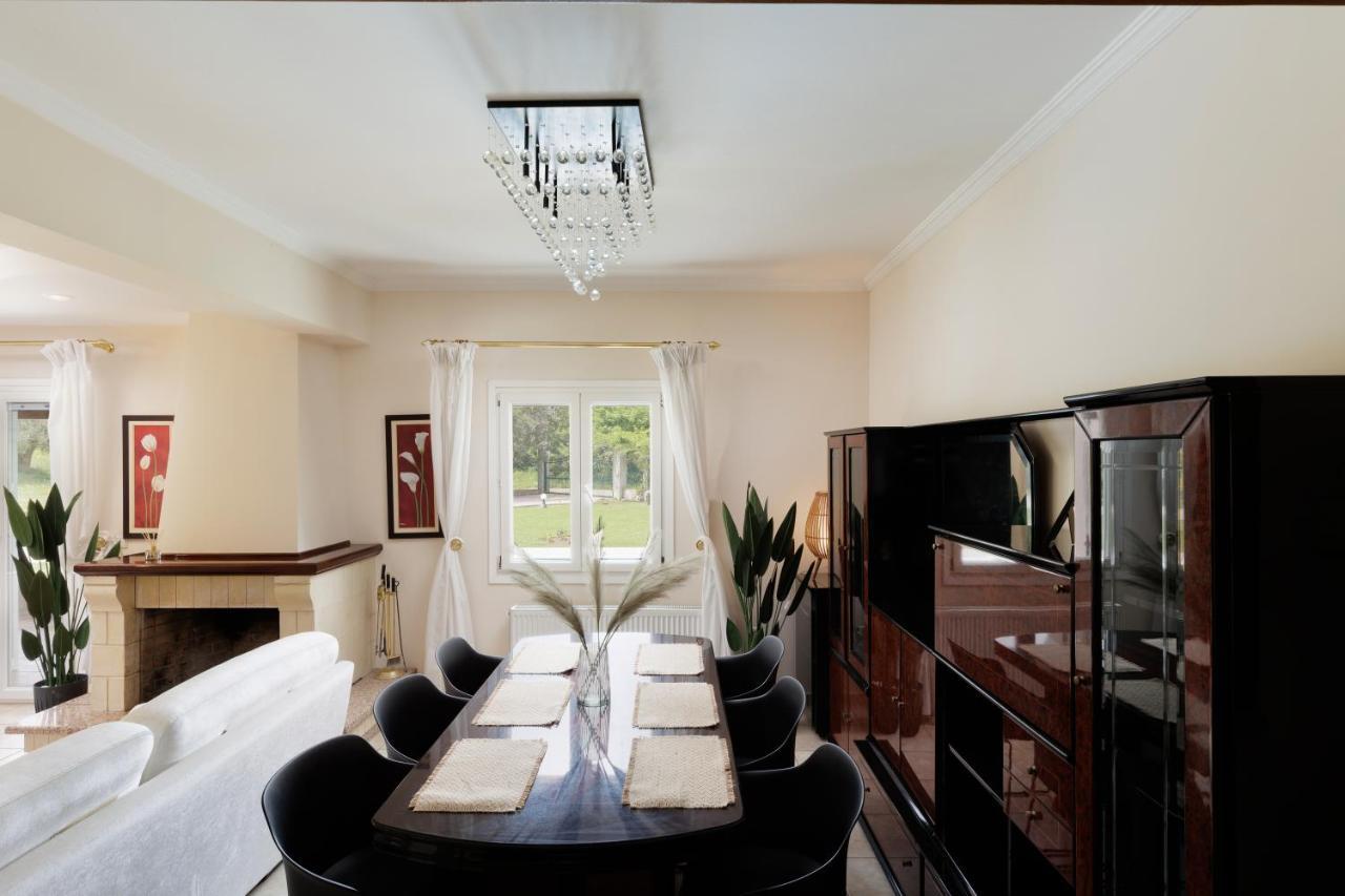 Country Villa Verde - 2Floor Family Home Kouramaditika Bagian luar foto