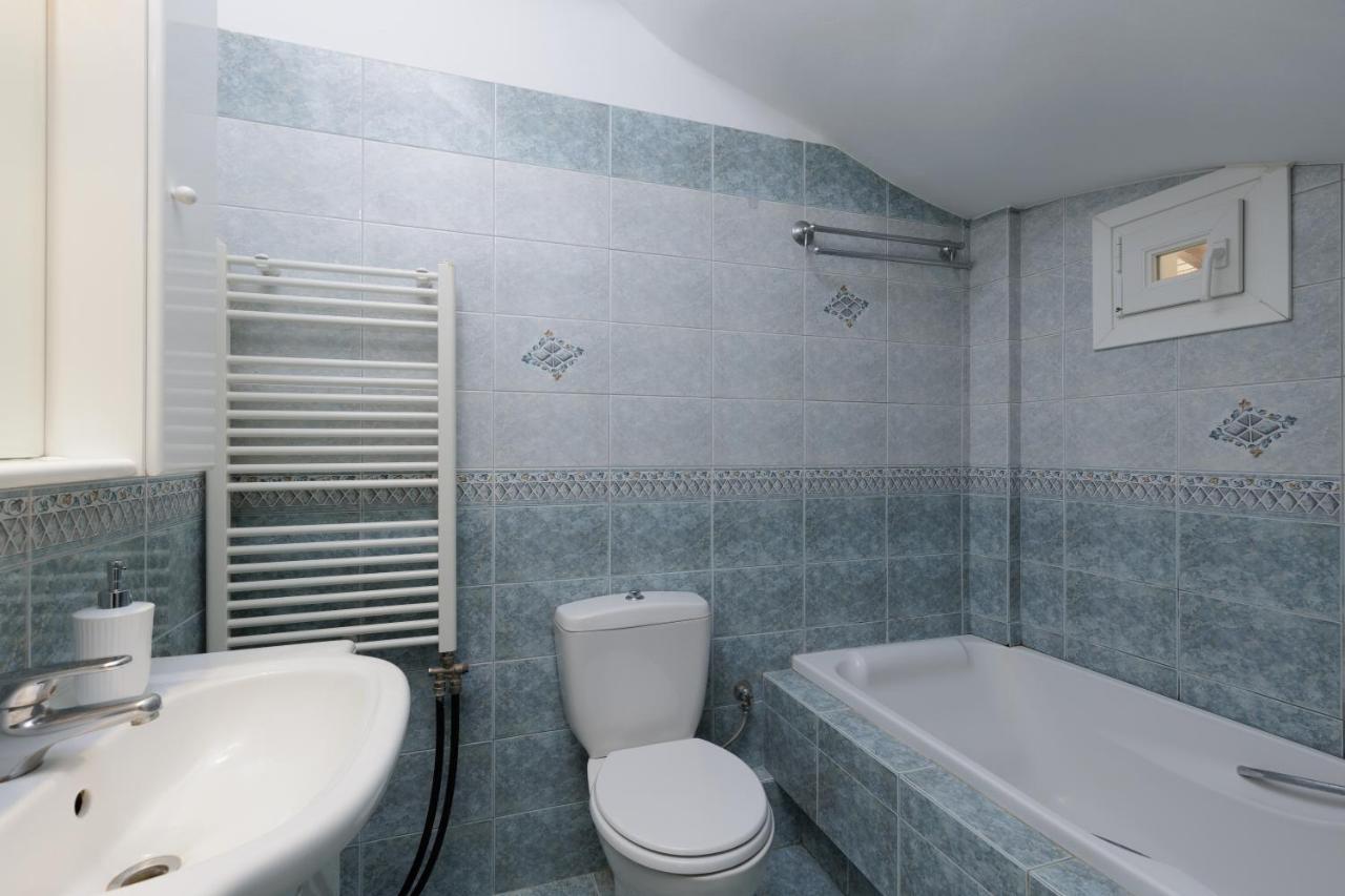 Country Villa Verde - 2Floor Family Home Kouramaditika Bagian luar foto