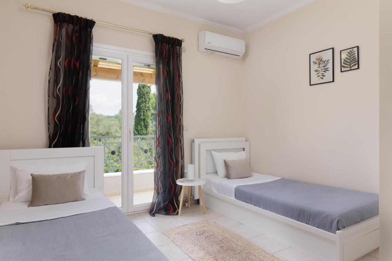 Country Villa Verde - 2Floor Family Home Kouramaditika Bagian luar foto