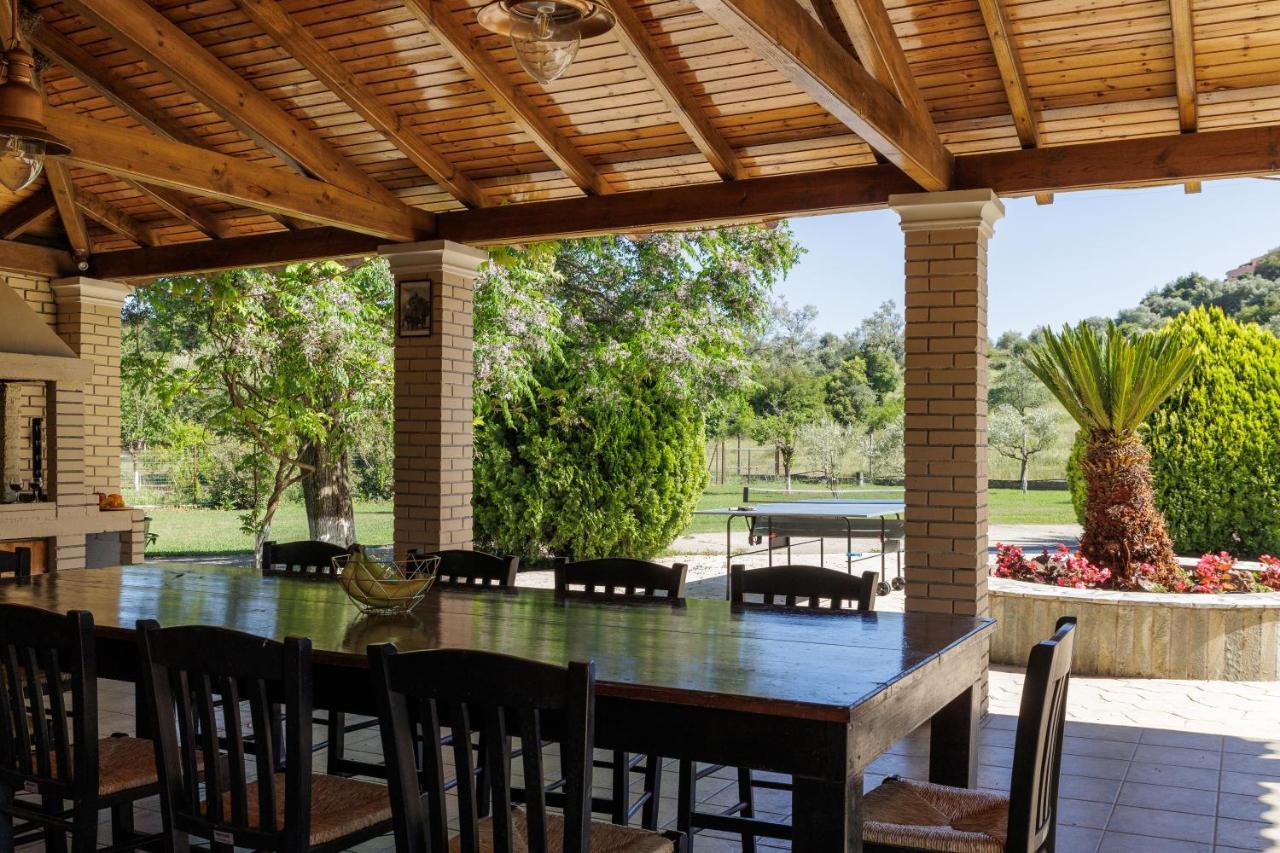 Country Villa Verde - 2Floor Family Home Kouramaditika Bagian luar foto