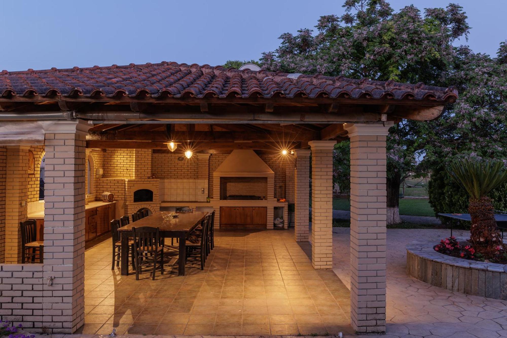 Country Villa Verde - 2Floor Family Home Kouramaditika Bagian luar foto